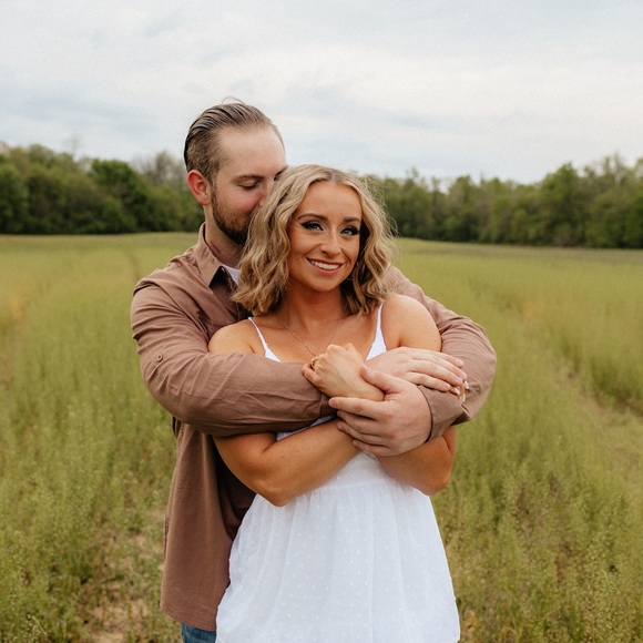 Meet your Posher, Cecilia - Picture 1 of 1